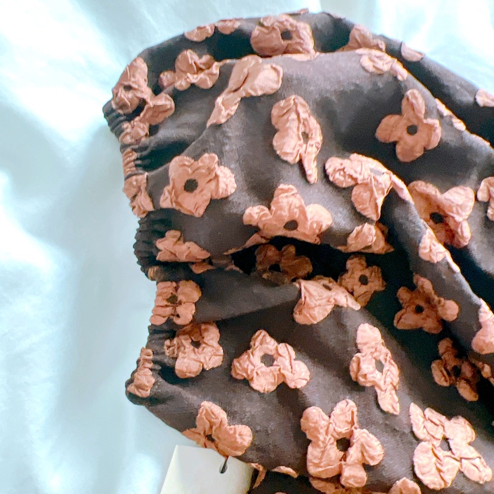 Cropped Puff Sleeve - Picture 5 of 6